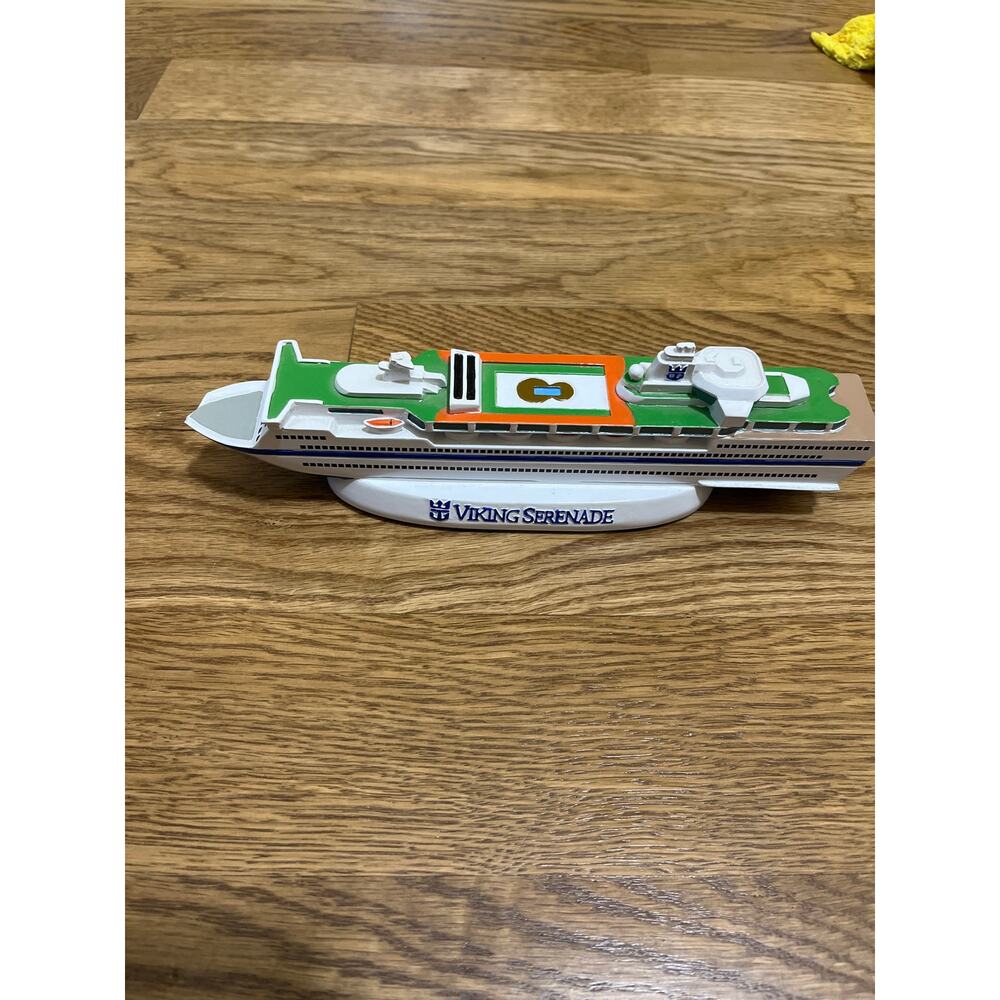 Royal Caribbean Viking serenade  cruise ship model